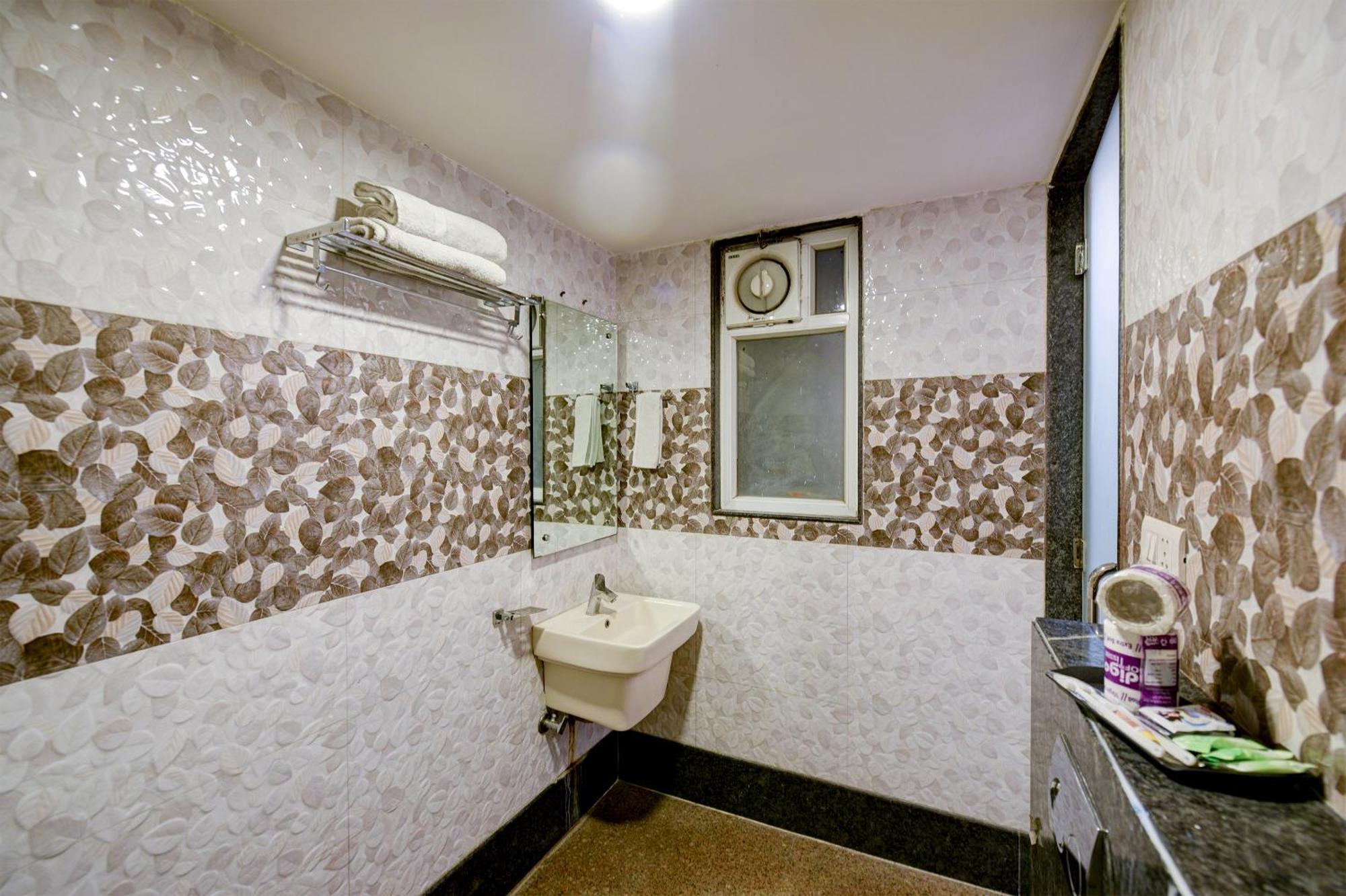 Hotel Sohana Palace Near New Delhi Railway Station And Connaught Place Exteriér fotografie