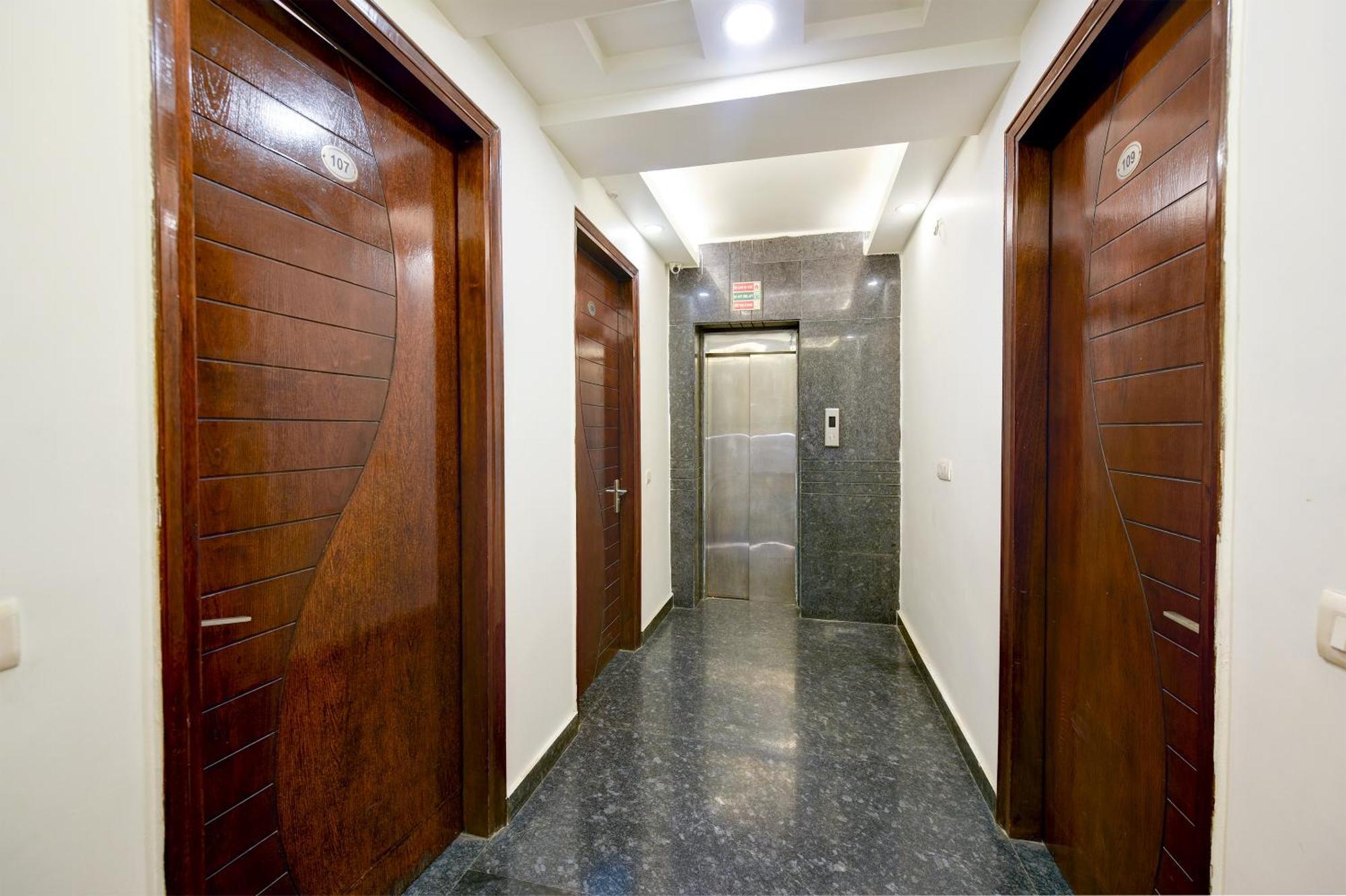 Hotel Sohana Palace Near New Delhi Railway Station And Connaught Place Exteriér fotografie